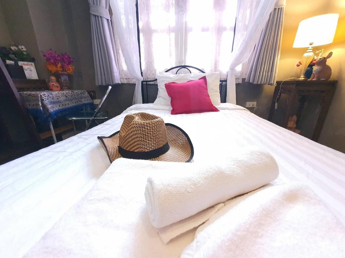 The Unforgotten Tempat Tidur & Sarapan Bangkok